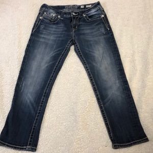 Miss Me boyfriend capri